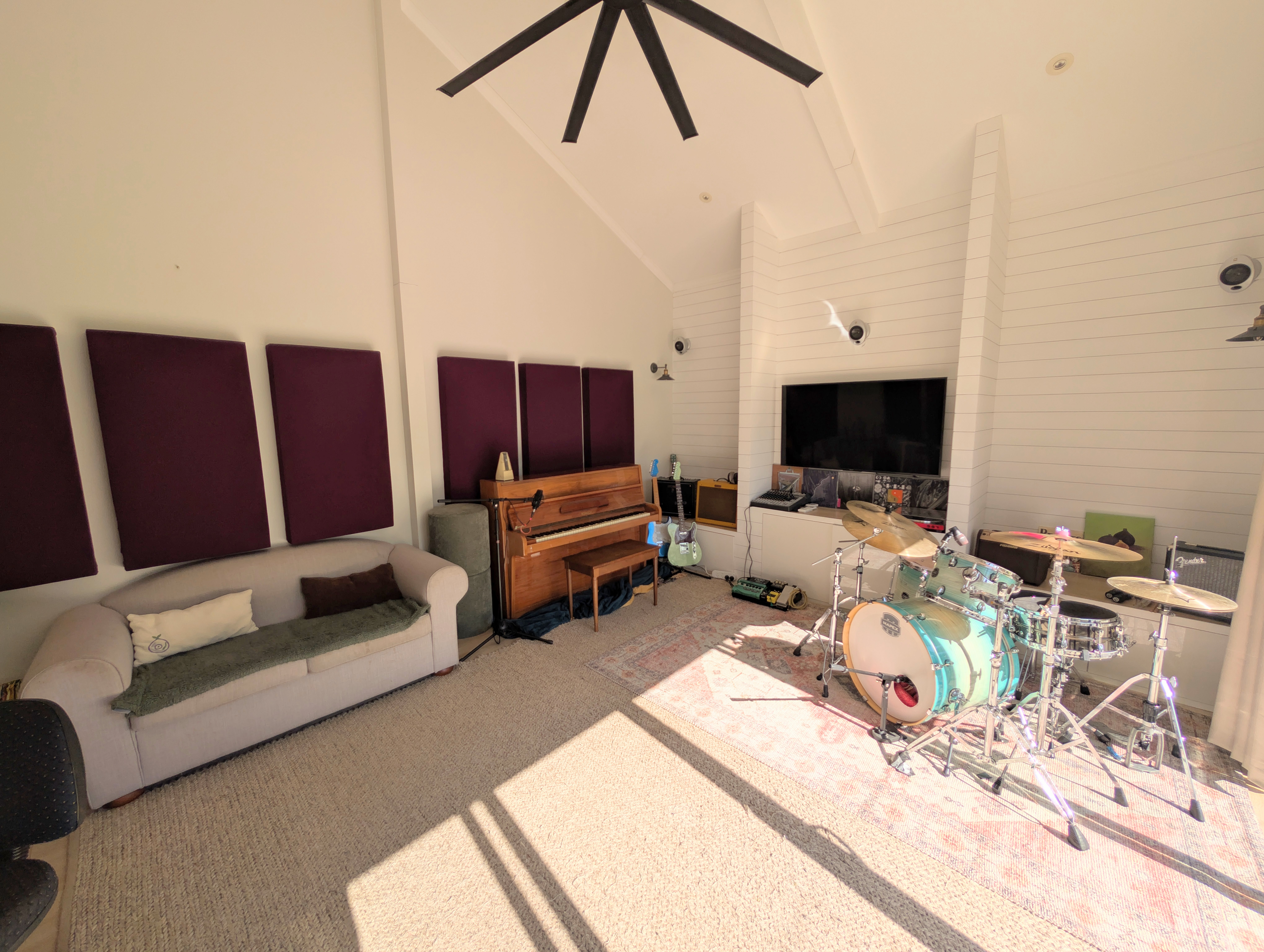 PXL_20260107_225825072~2